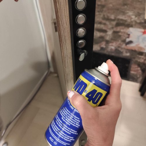 Κλειδαριά πόρτας