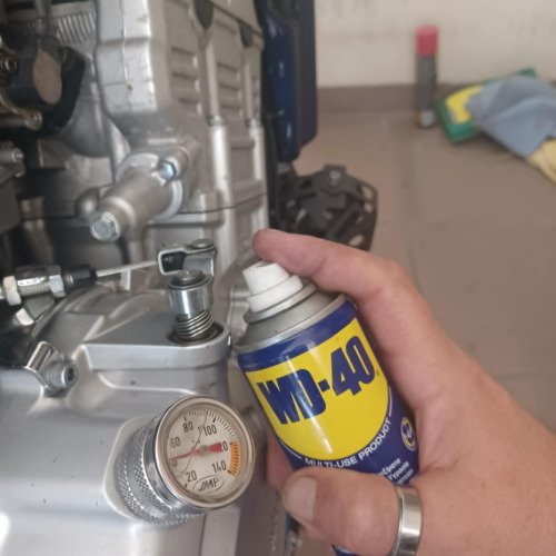 Λίπανση ντίζας συμπλέκτη