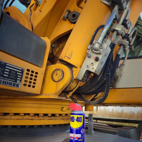 Από τις απλές μέχρι τις πιο βαριές δουλειές...WD40