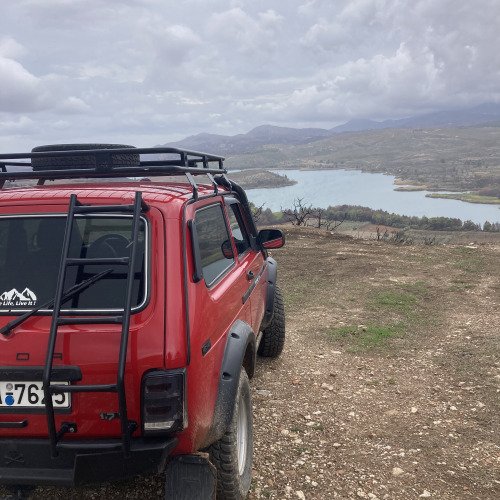 WD40 και Lada Niva 20ετιας! Αχώριστοι φίλοι! :-)