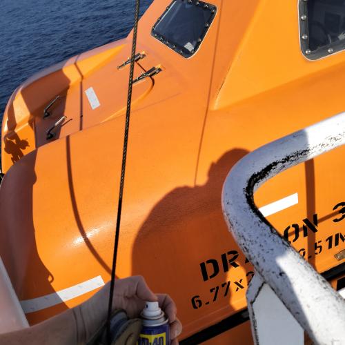 Ράουλο φρένου σύρματος καθαιρέσεως σωσίβιας λέμβου πλοίου