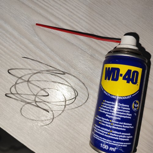 WD-40: Η λύση για ανεξίτηλο μαρκαδόρο στο ξύλο