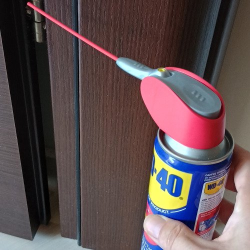 Λίπανση μεντεσέδων!