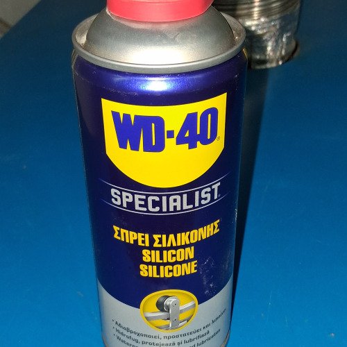 Τεχνίτης επιπλοποιός θα σε τρεις καταπληκτικός