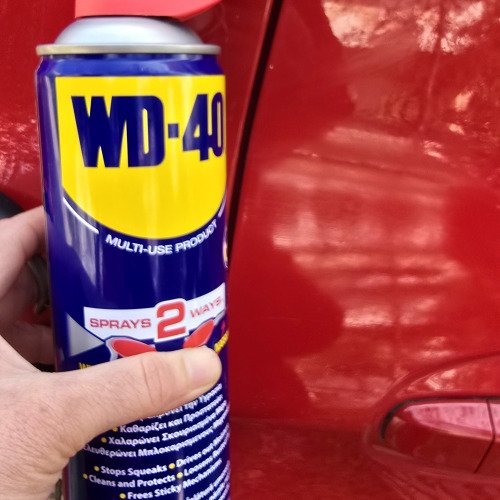 Το κόκκινο αμαξι