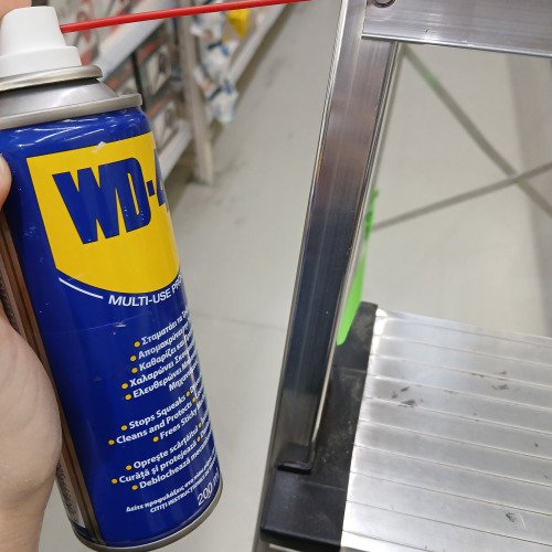 Λαδωμα βιδας για ξελασκαρισμα