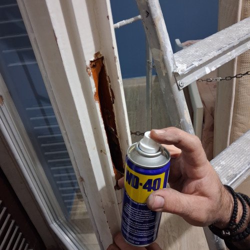 Συντήρηση μηχανισμών ξύλινων κουφωμάτων