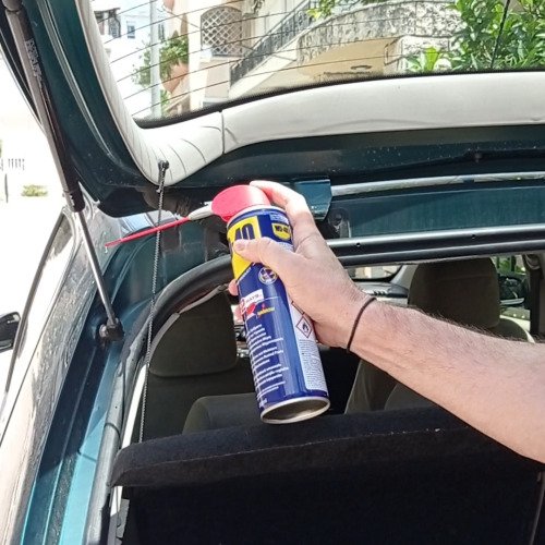 WD40 Πορτ παγκάζ αυτοκινήτου