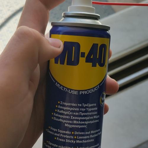 Wd-40 σε μπαλκονόπορτα