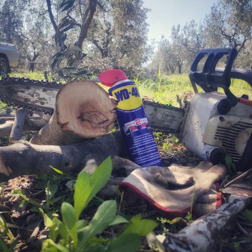 Αγροτικές εργασίες με wd40